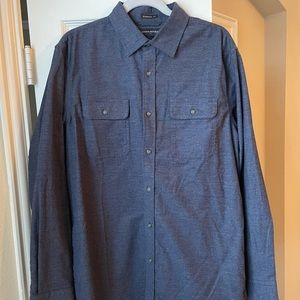 Banana Republic Long Sleeve Button Down Shirt